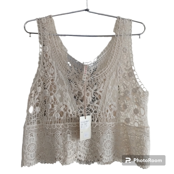 RAGA Tops - RAGA Beige Crochet Top XS